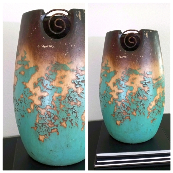 Mexican Rustic Distressed Vase - Picture 2 of 13